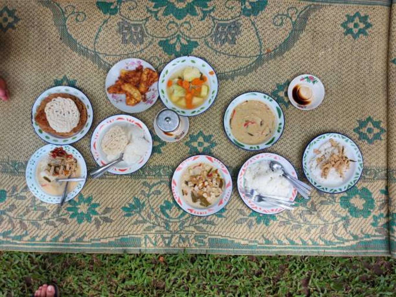 Malam Santap di Lesehan Bersaudara: Rasa yang Menggambarkan Jiwa Cilacap